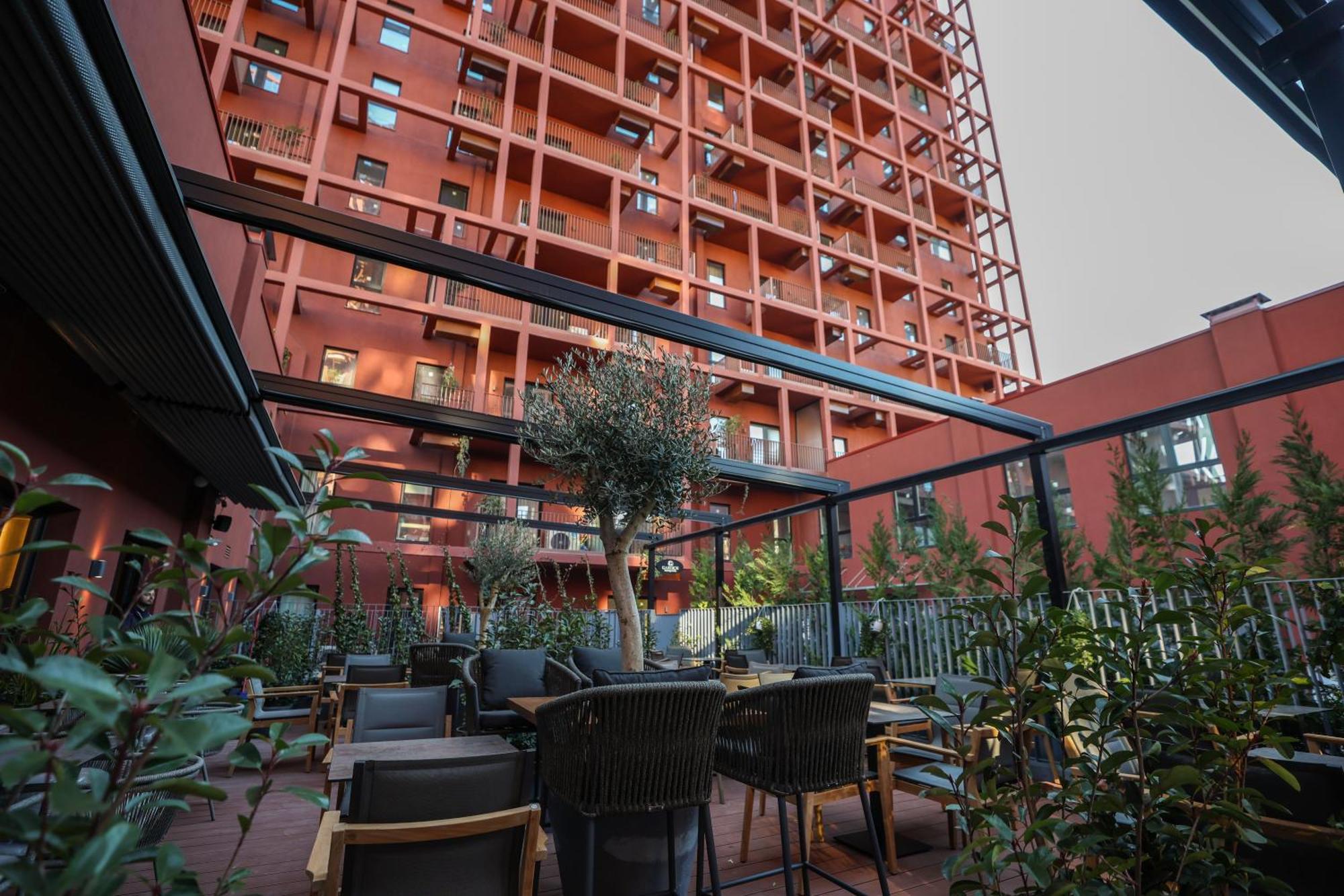 Garden Boutique Hotel Tirana Exterior photo