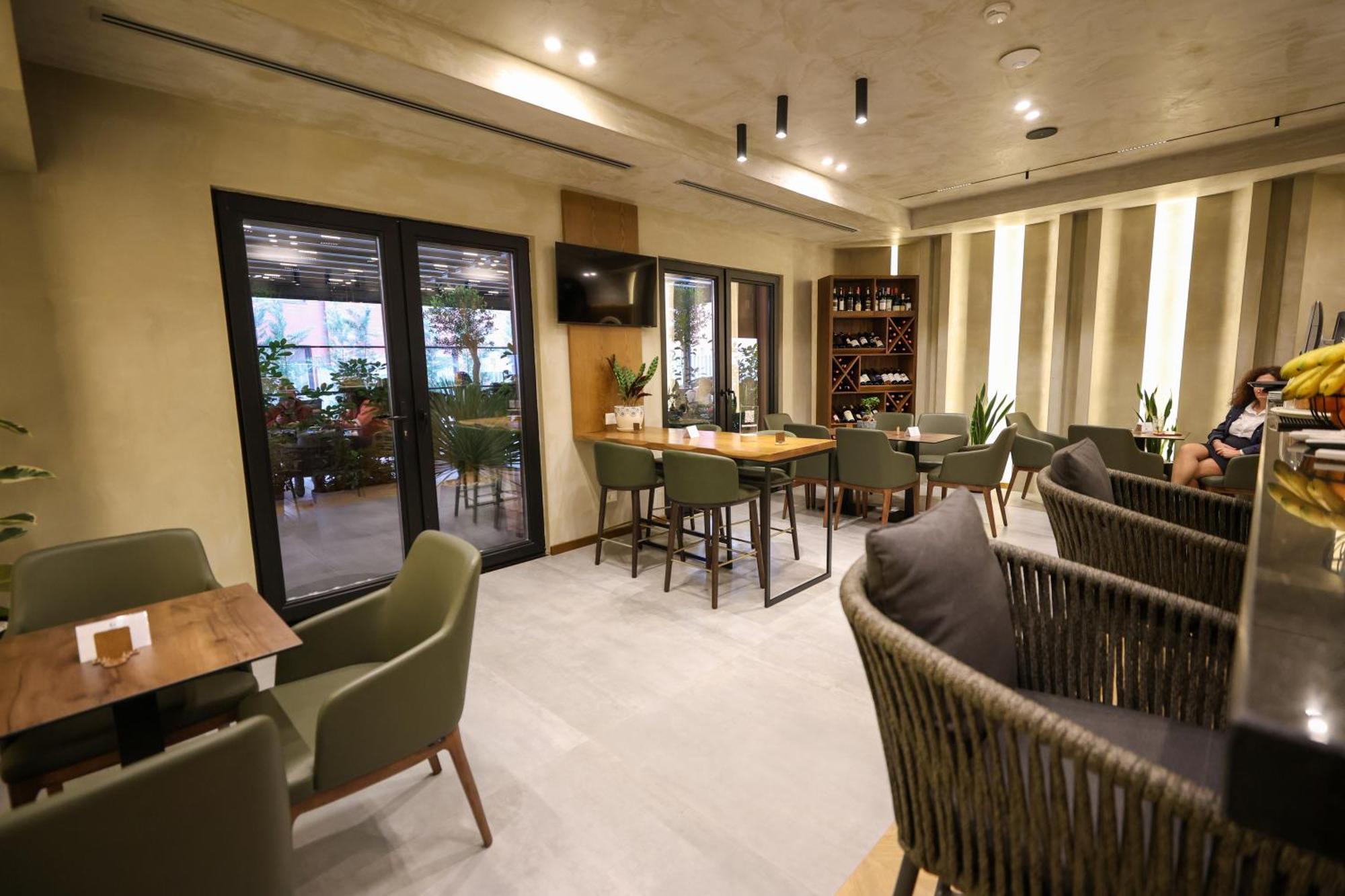 Garden Boutique Hotel Tirana Exterior photo