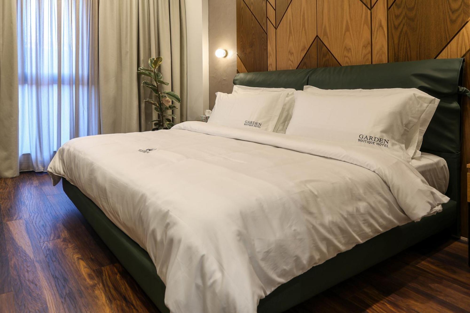 Garden Boutique Hotel Tirana Exterior photo